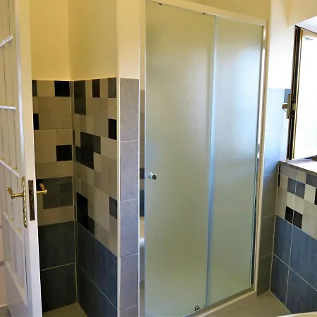 Mokarta Bed & Breakfast 3*