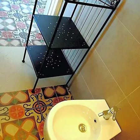 Mokarta Bed & Breakfast 4*